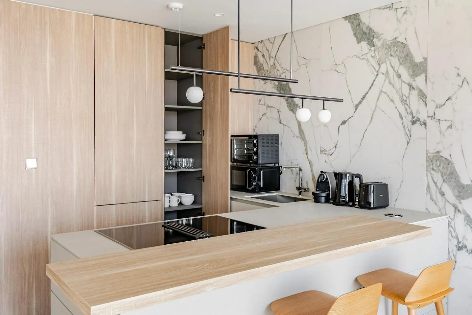 Apartment Blueground Id18 Nonhyeon City View Ac Sel-18 Seoul South Korea