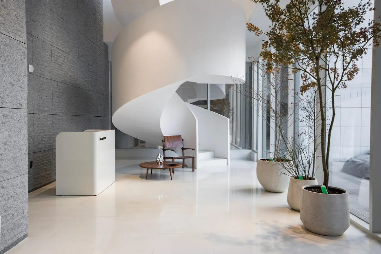 Blueground Id18 Nonhyeon City View Ac Sel-18 Seoul Apartment